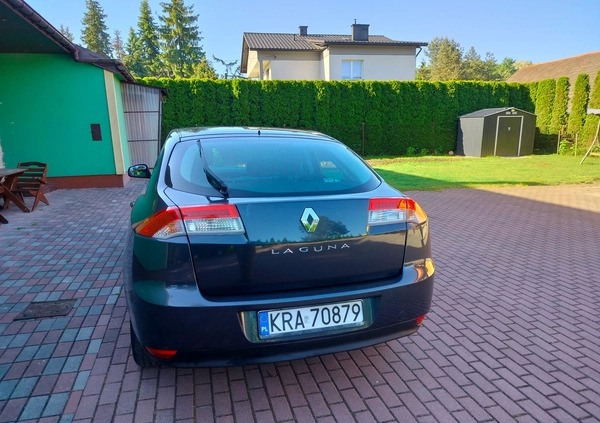 Renault Laguna cena 12900 przebieg: 207000, rok produkcji 2008 z Mosina małe 121